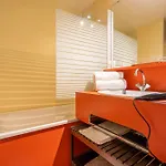 Апартаменты Mountain View With Ski-in And Out Loft - Roche Blanche