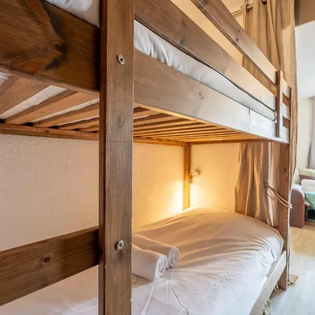 Апартаменты Mountain View With Ski-in And Out Loft - Roche Blanche