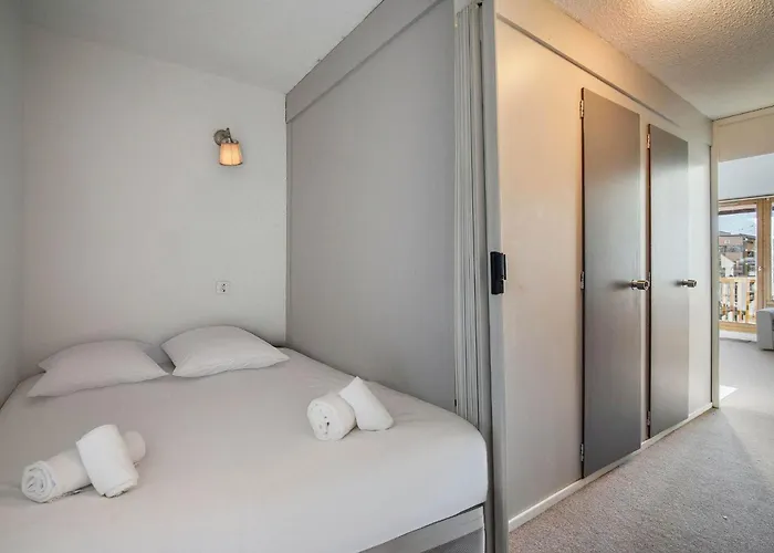 Mountain View With Ski-in And Out Loft Apartment *